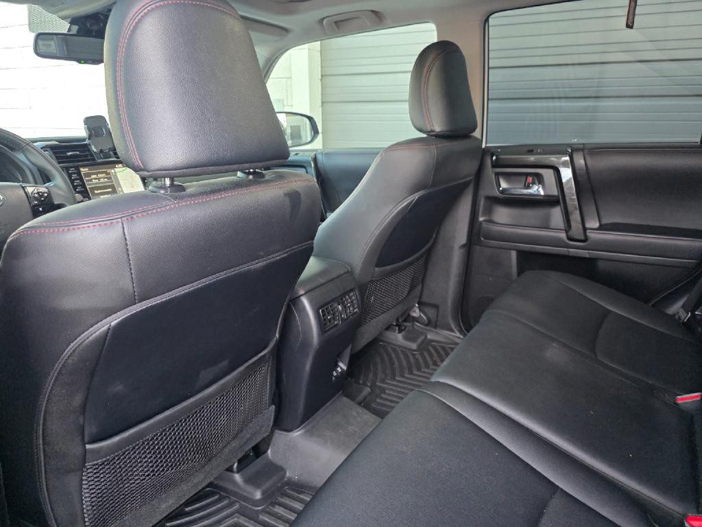 2022 Toyota 4Runner Image 37