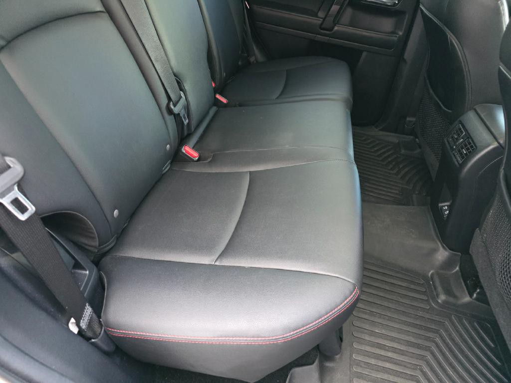 2022 Toyota 4Runner Image 45