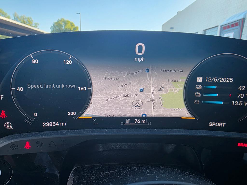 2022 Porsche Taycan Image 44