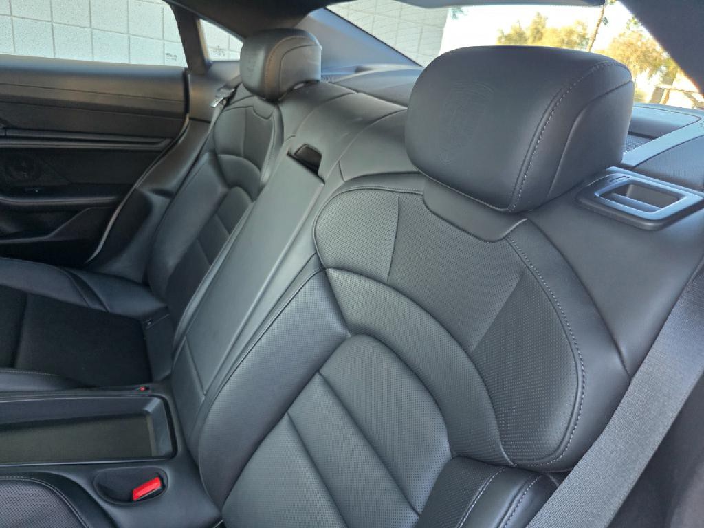 2022 Porsche Taycan Image 59