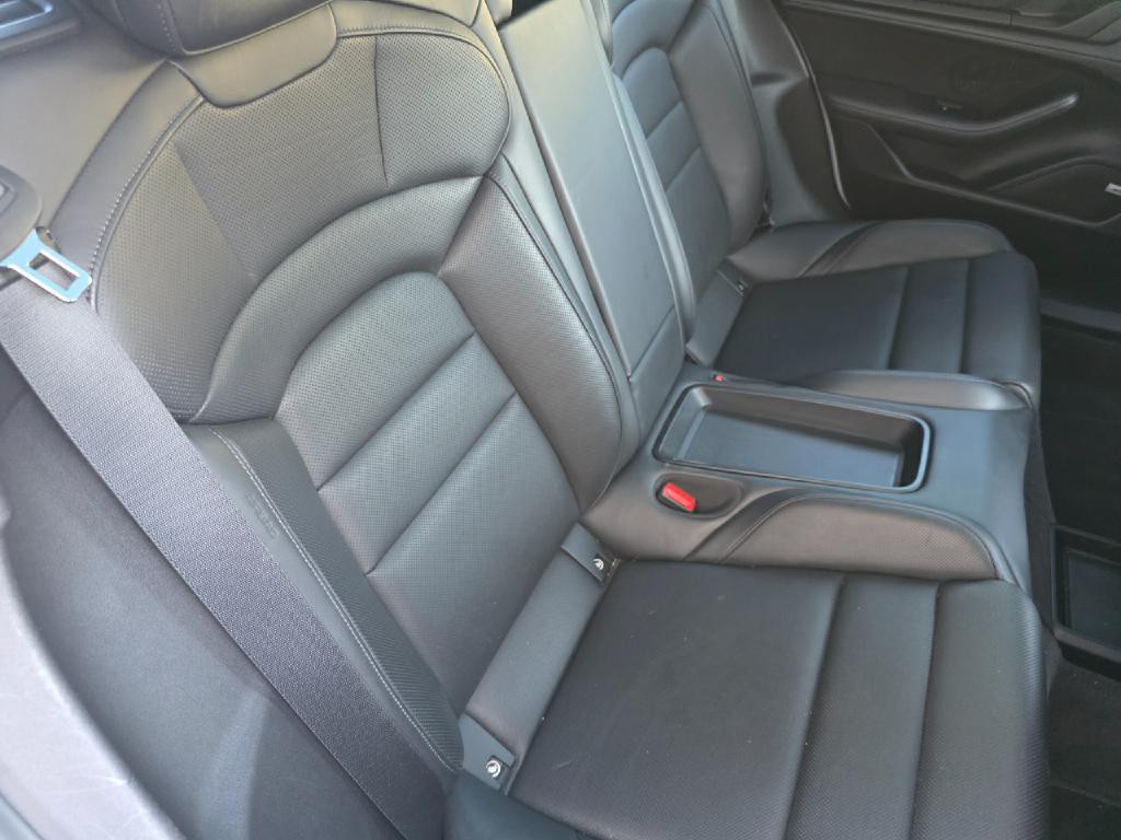 2022 Porsche Taycan Image 69