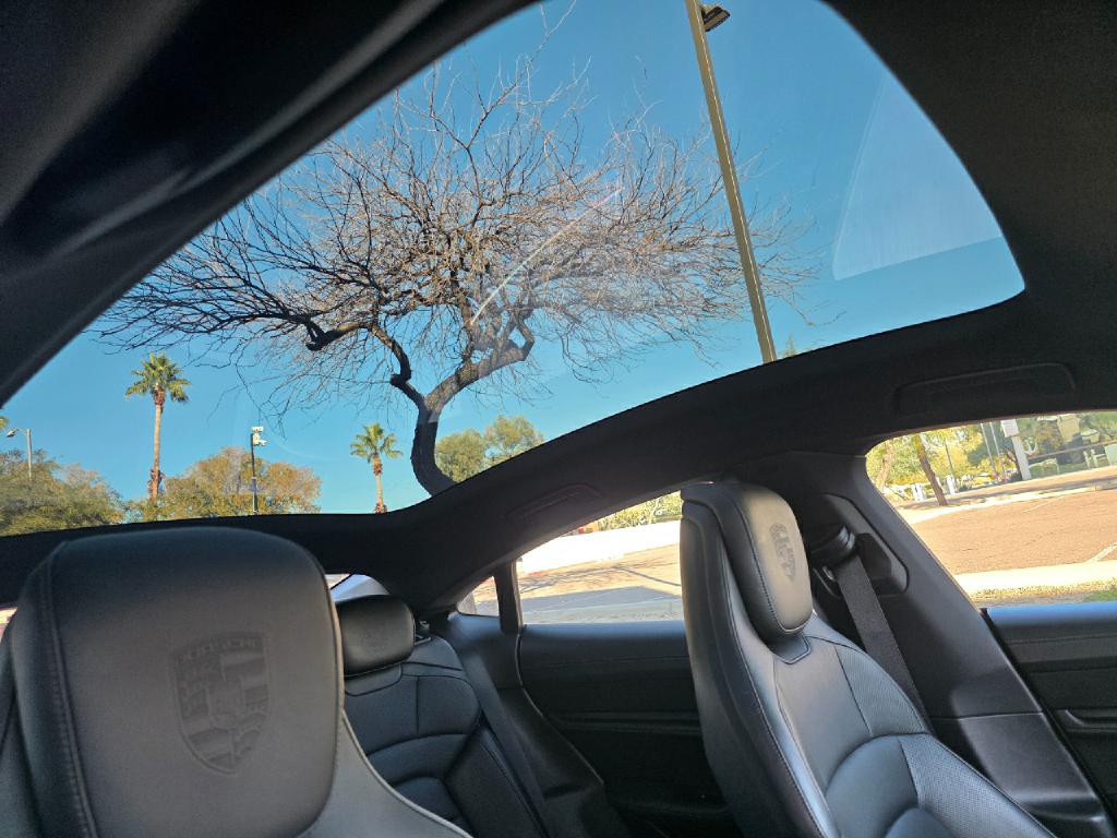 2022 Porsche Taycan Image 80