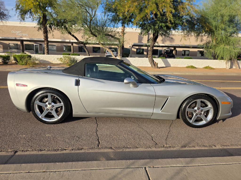 2005 Chevrolet Corvette Image 14