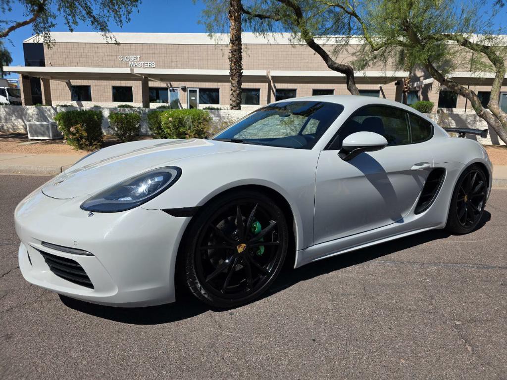 2018 Porsche Cayman Image 5