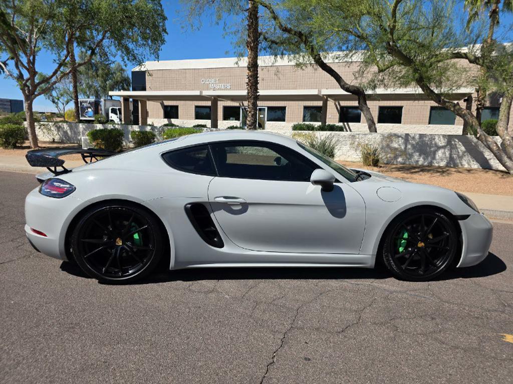 2018 Porsche Cayman Image 27