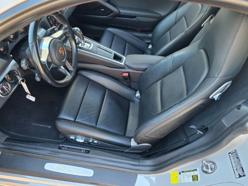2018 Porsche Cayman Image 39