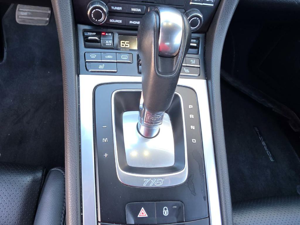 2018 Porsche Cayman Image 54