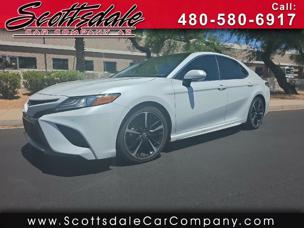 2019 Toyota Camry Image 1
