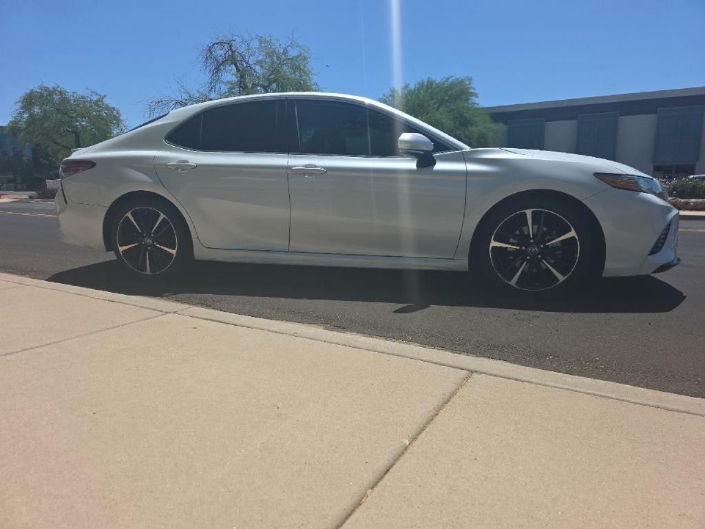 2019 Toyota Camry Image 7