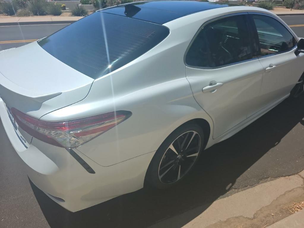 2019 Toyota Camry Image 9
