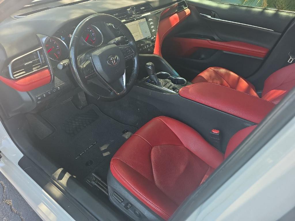 2019 Toyota Camry Image 11