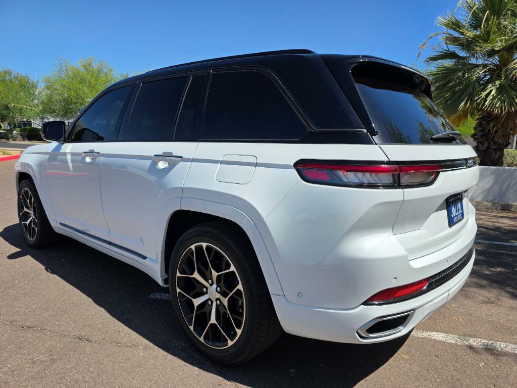 2023 Jeep Grand Cherokee Image 6