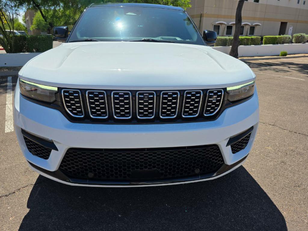 2023 Jeep Grand Cherokee Image 11
