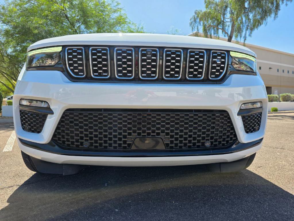 2023 Jeep Grand Cherokee Image 12
