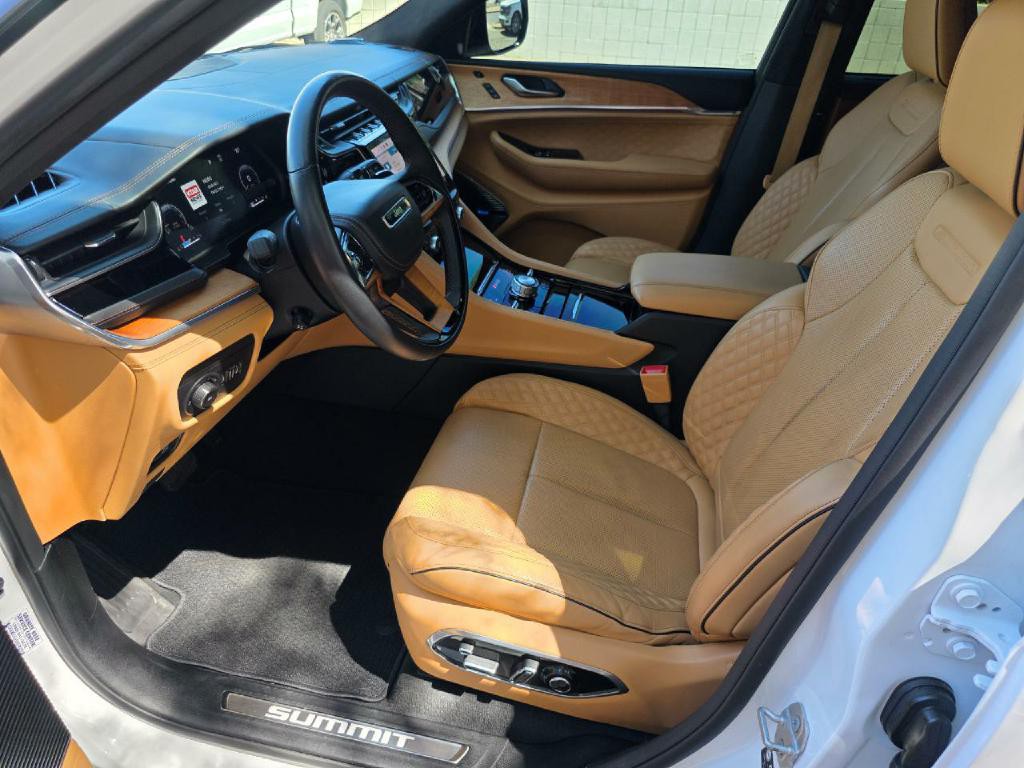 2023 Jeep Grand Cherokee Image 20
