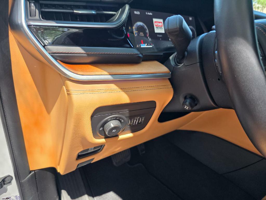 2023 Jeep Grand Cherokee Image 24