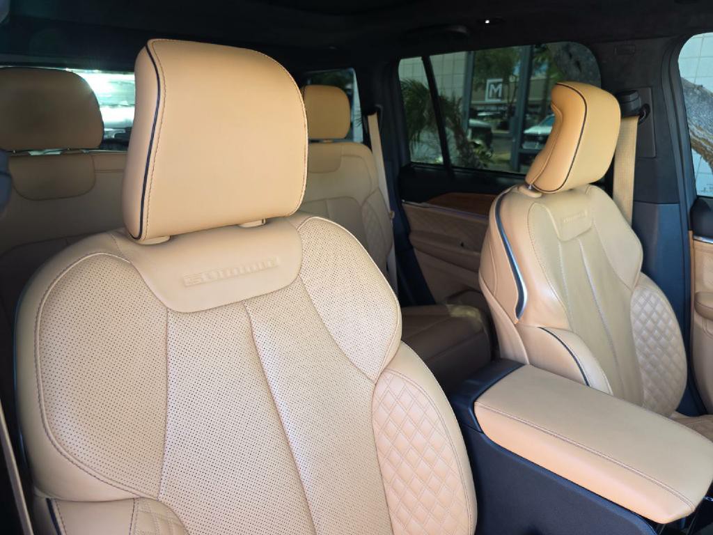 2023 Jeep Grand Cherokee Image 49