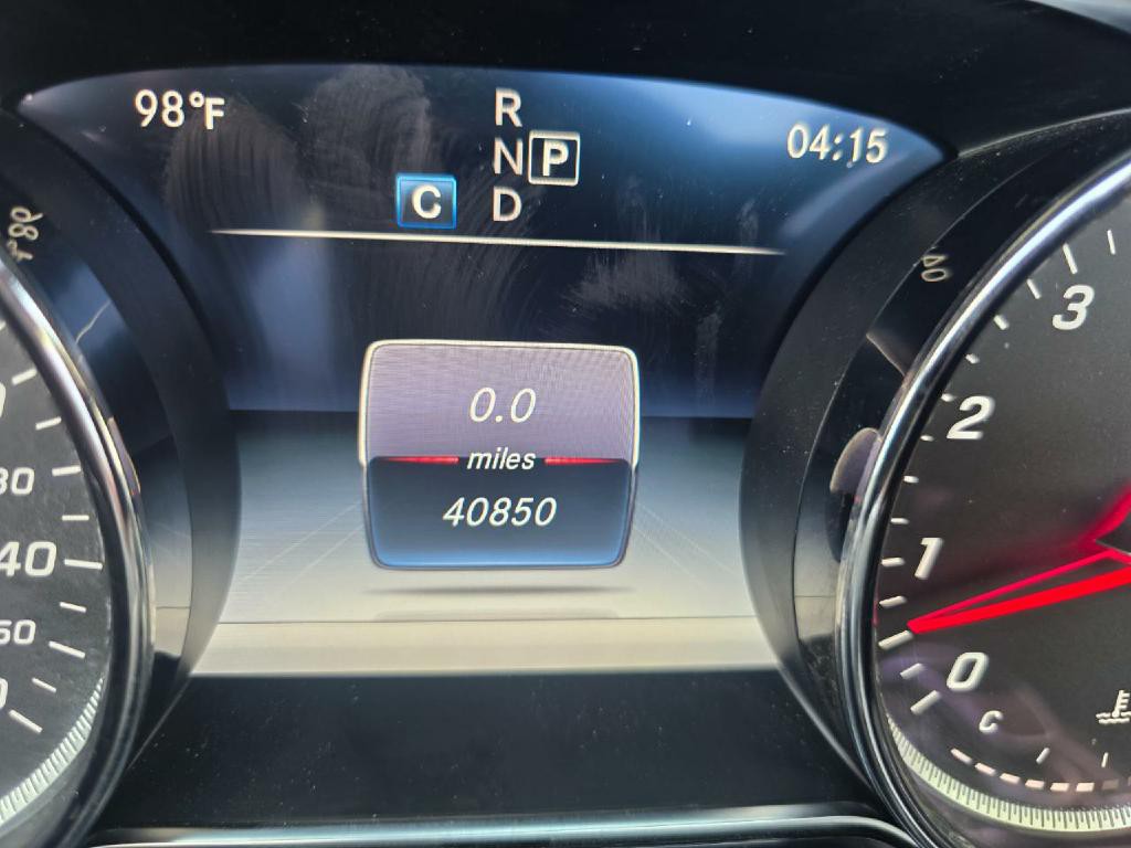 2019 Mercedes-Benz E-Class Image 45