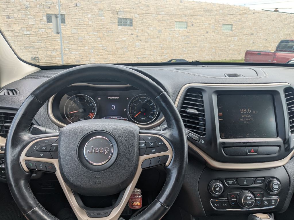 2015 Jeep Cherokee Image 14