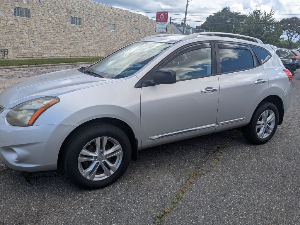 2015 Nissan Rogue Image 4
