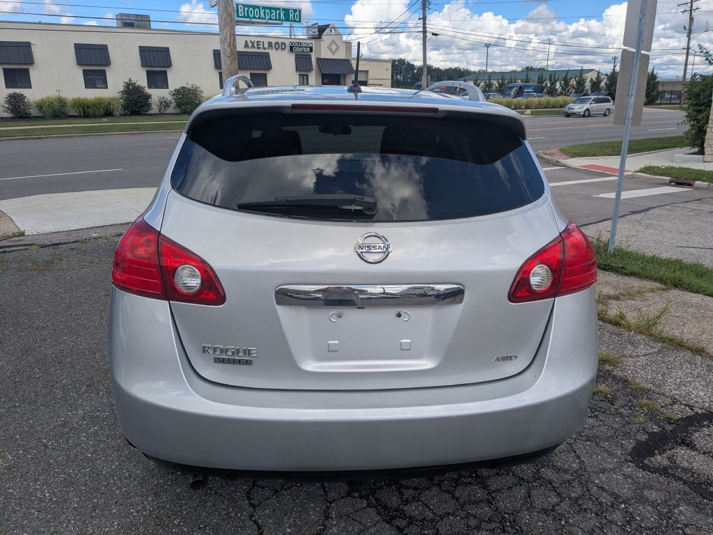 2015 Nissan Rogue Image 6