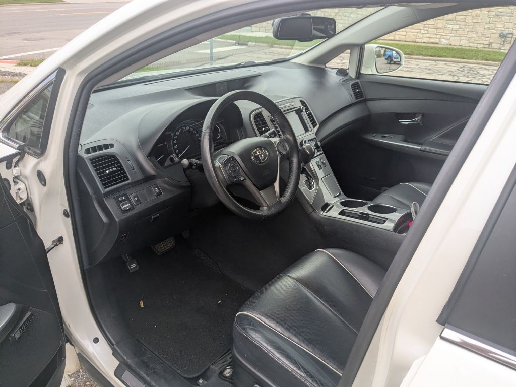 2013 Toyota Venza Image 8