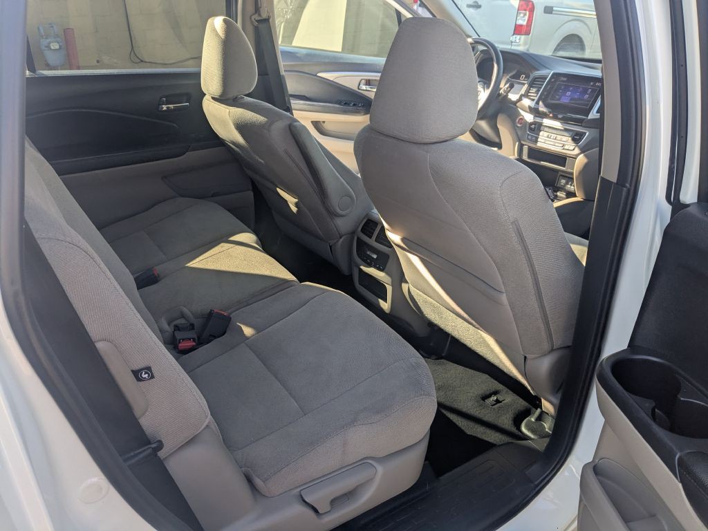 2016 Honda Pilot Image 11