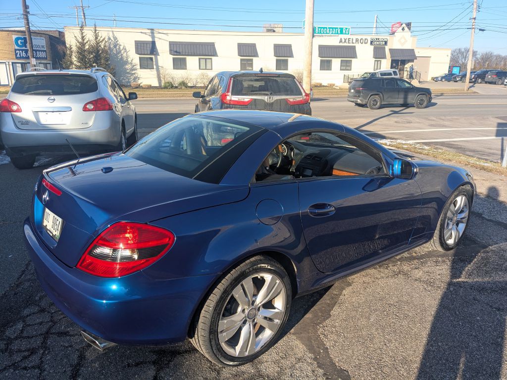 2009 Mercedes-Benz SLK-Class Image 7