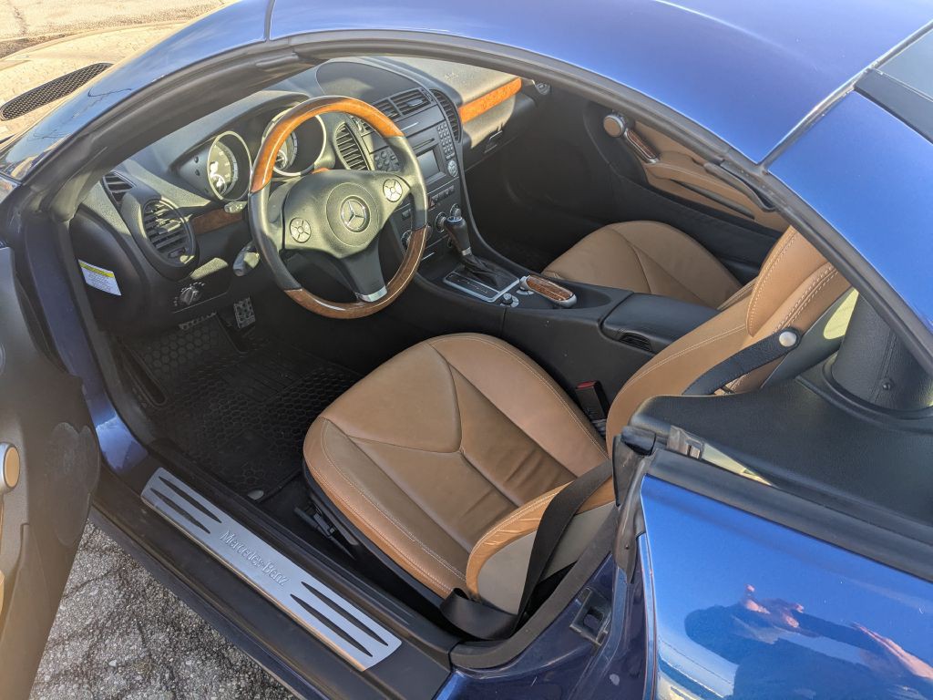 2009 Mercedes-Benz SLK-Class Image 8