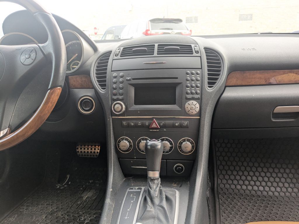 2009 Mercedes-Benz SLK-Class Image 11