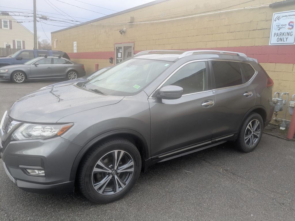 2018 Nissan Rogue Image 3