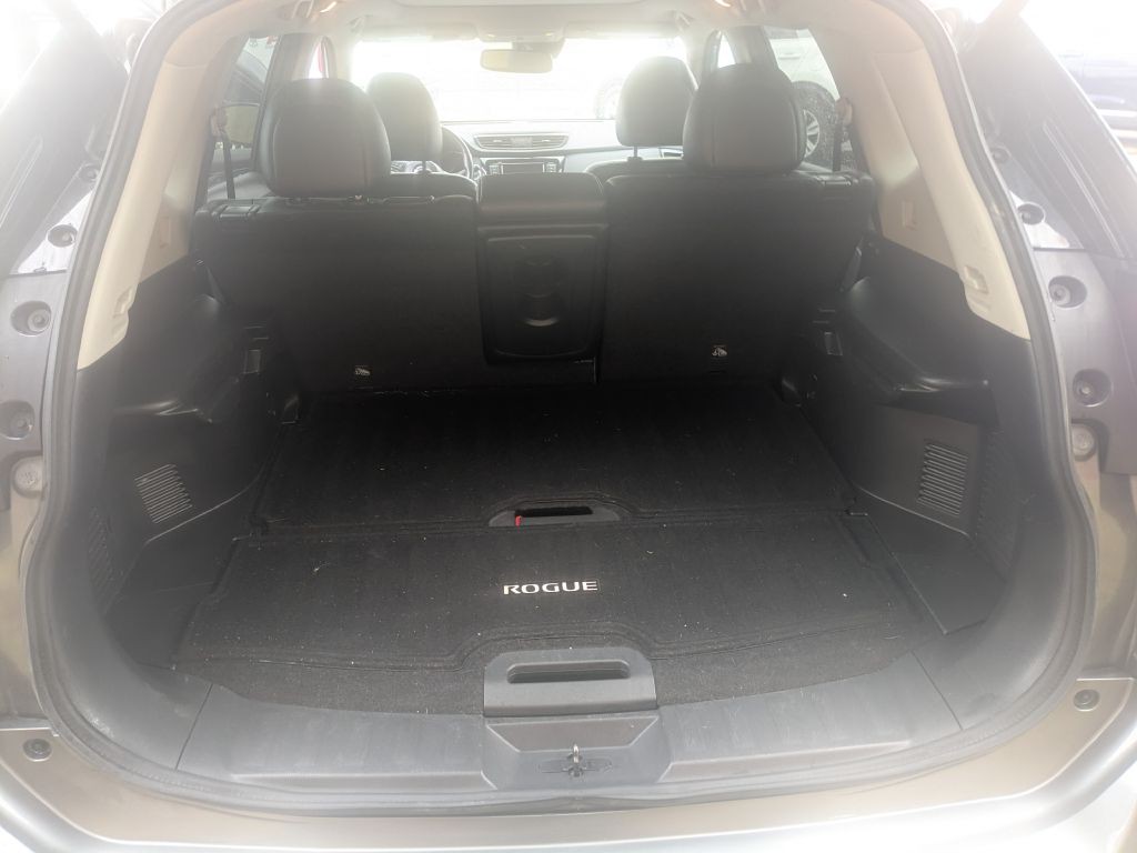 2018 Nissan Rogue Image 9
