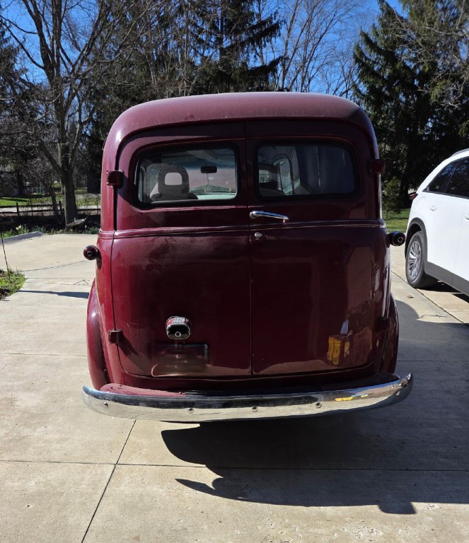1954 Chevrolet Panel Truck Image 3