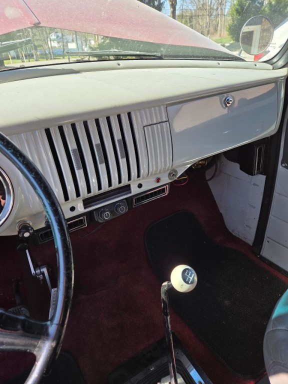 1954 Chevrolet Panel Truck Image 5