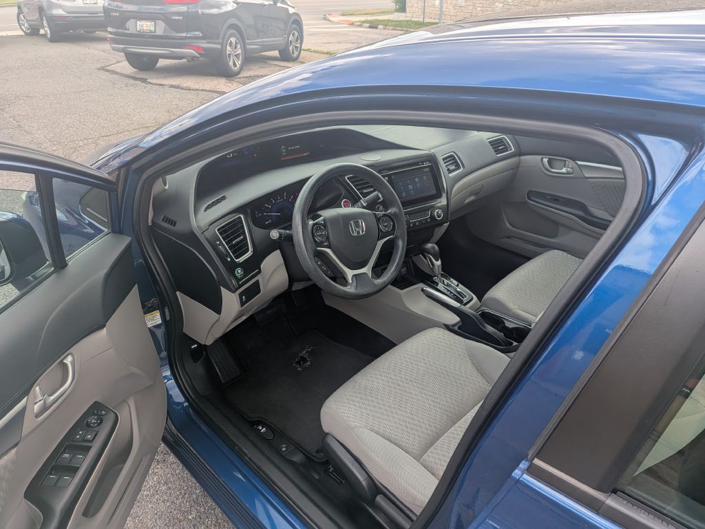 2015 Honda Civic Image 8