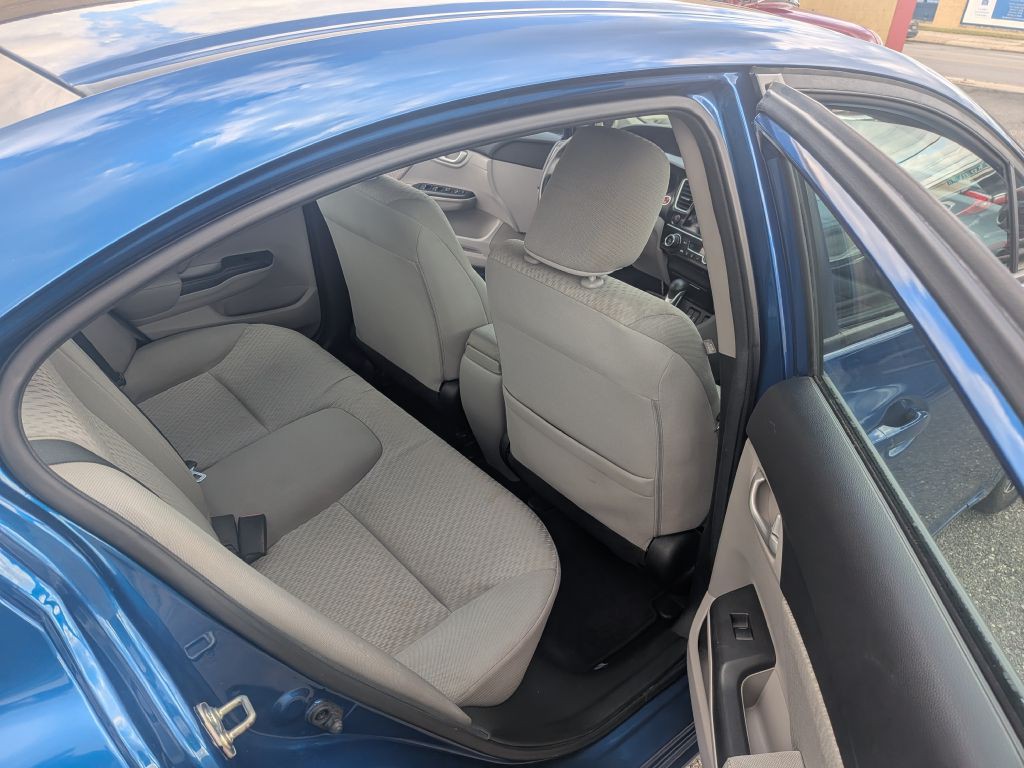 2015 Honda Civic Image 10