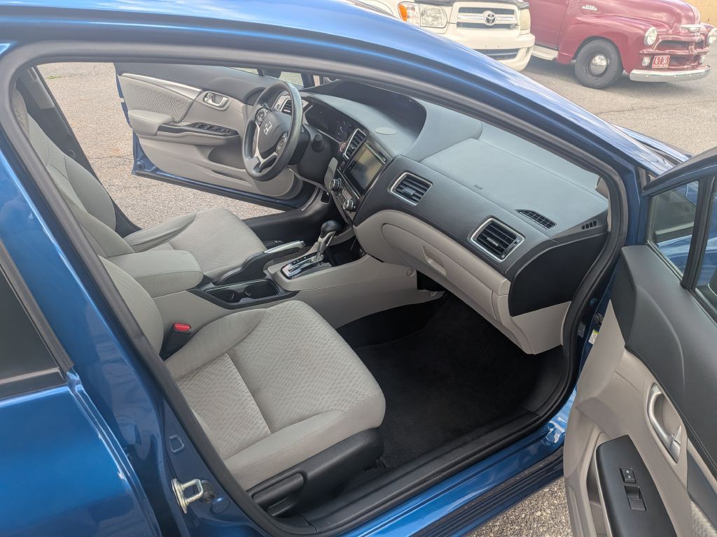 2015 Honda Civic Image 11