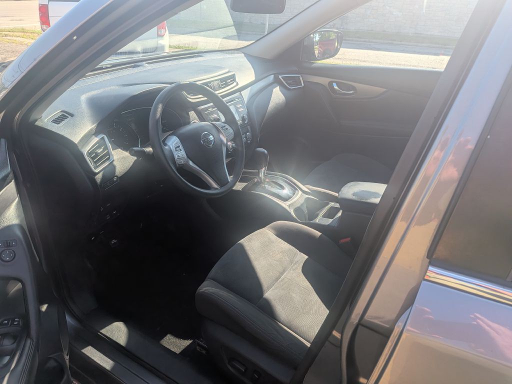 2016 Nissan Rogue Image 8