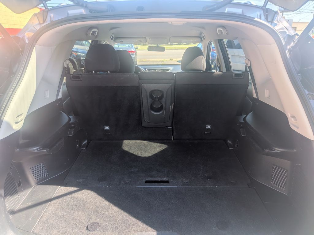 2016 Nissan Rogue Image 10