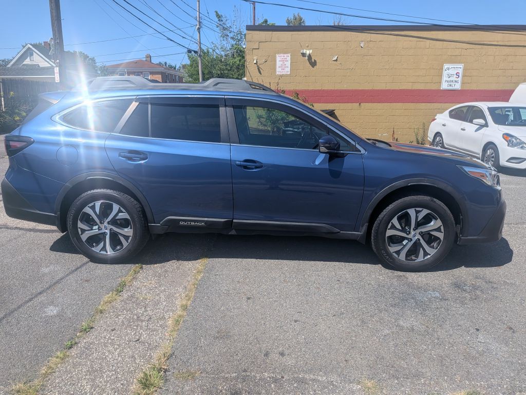 2021 Subaru Outback Image 2