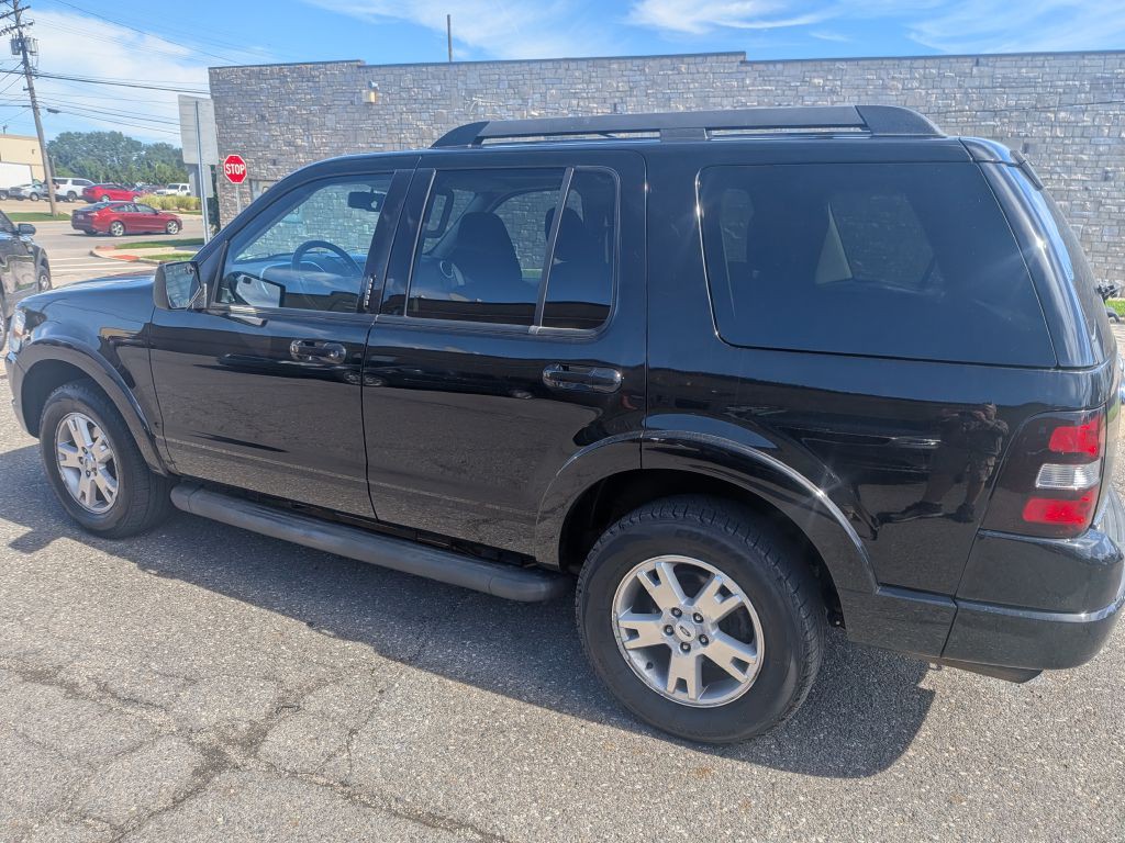 2010 Ford Explorer Image 5