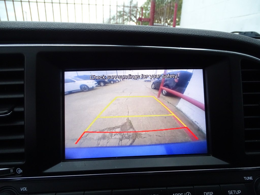 2017 Hyundai Elantra Image 31