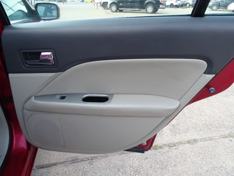 2012 Ford Fusion Image 28