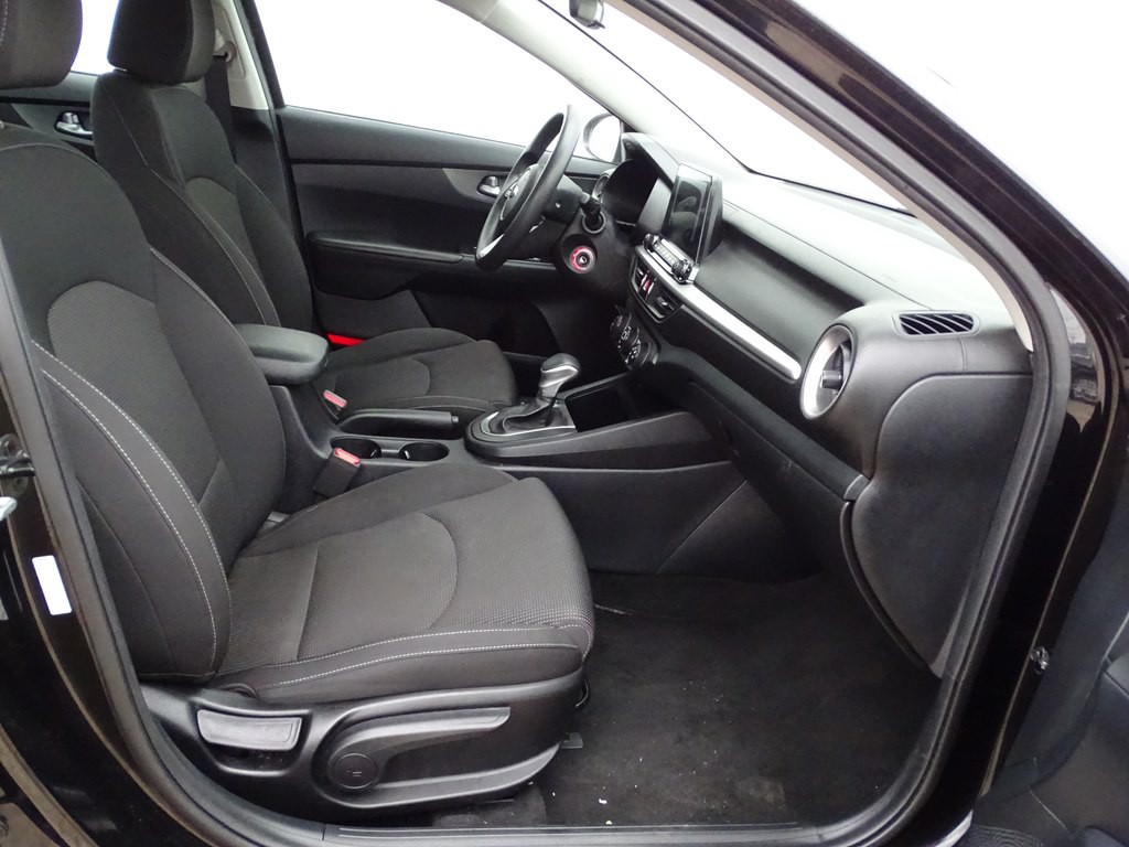 2020 Kia Forte Image 11