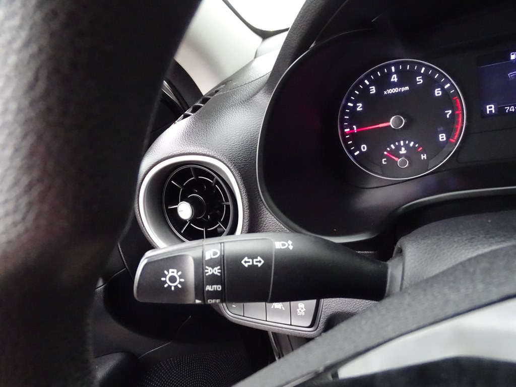 2020 Kia Forte Image 19