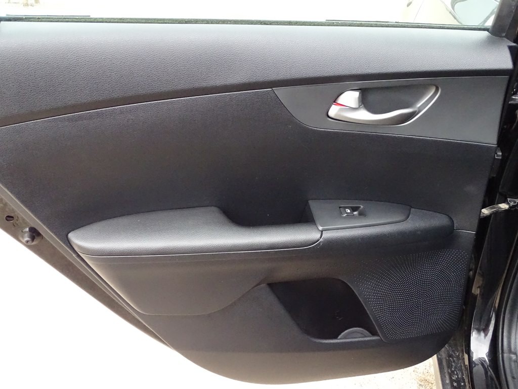 2020 Kia Forte Image 27