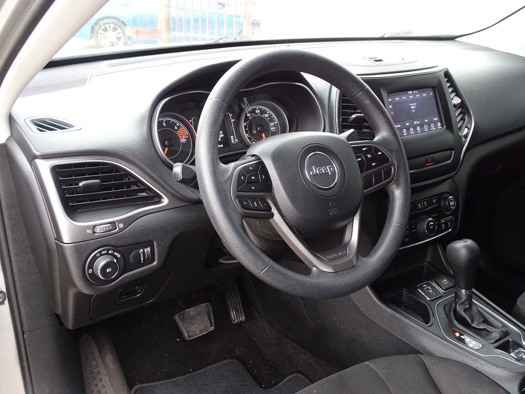 2019 Jeep Cherokee Image 13
