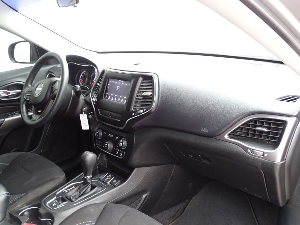 2019 Jeep Cherokee Image 14