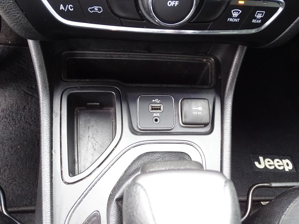 2019 Jeep Cherokee Image 19