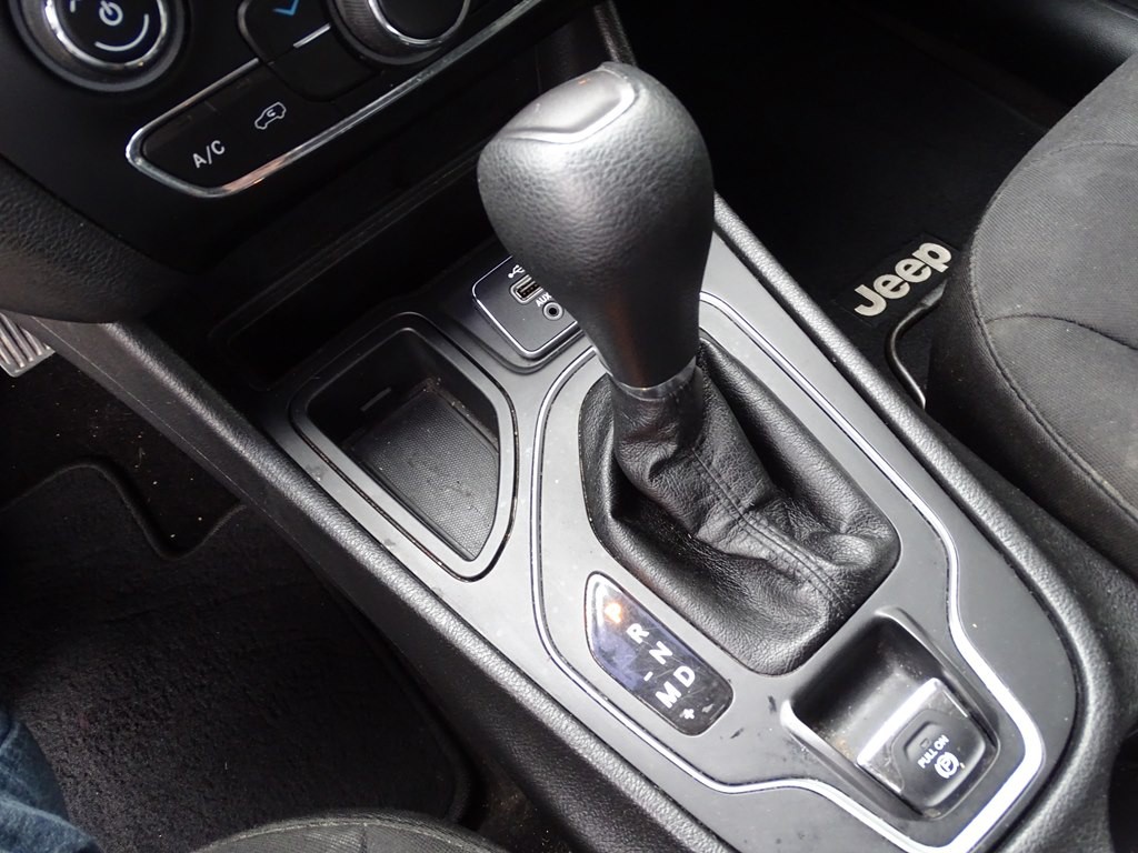 2019 Jeep Cherokee Image 20